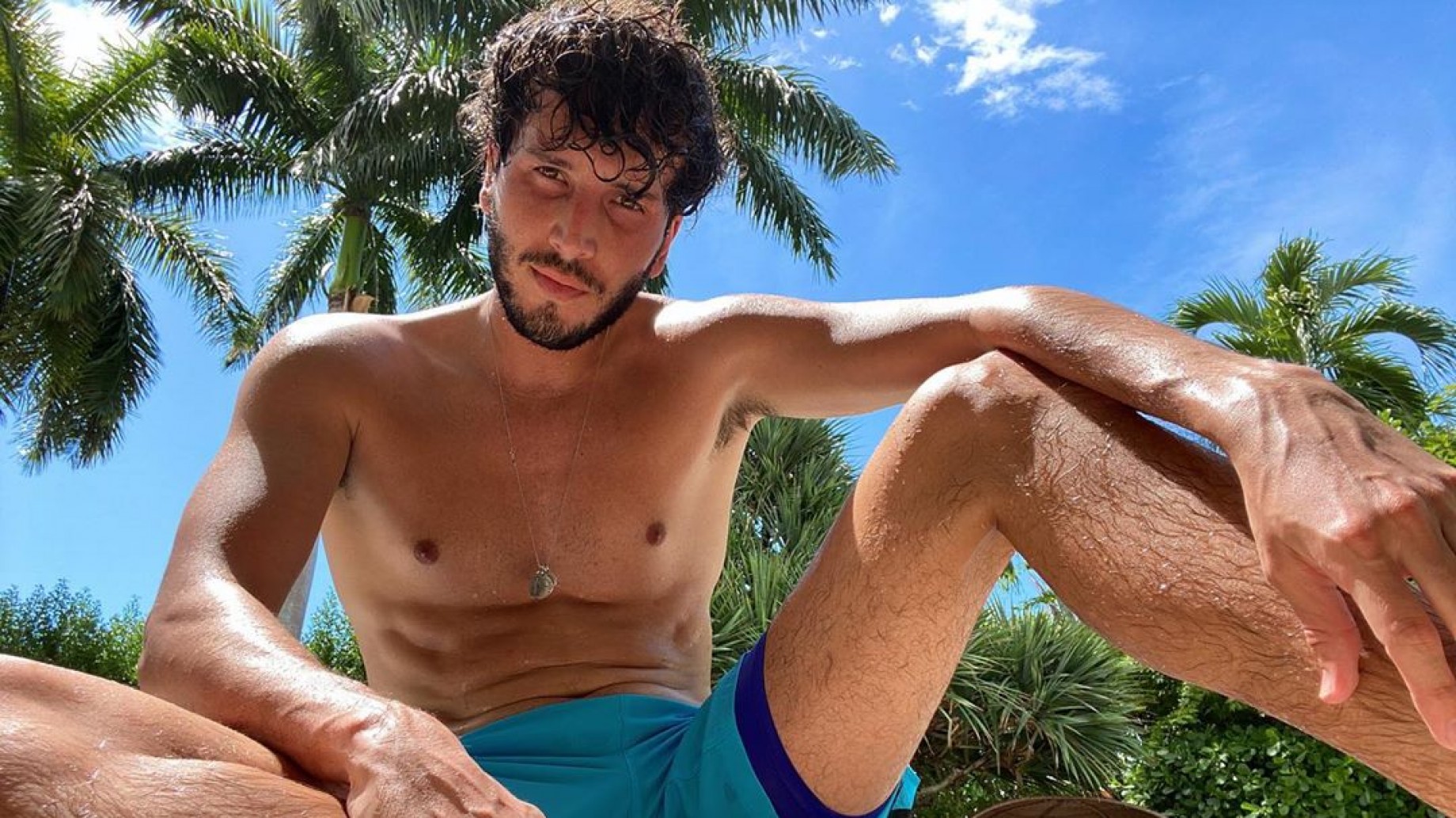 Sebastián Yatra se mete en la política de EEUU: "Por si quieren cambiar las cosas..."