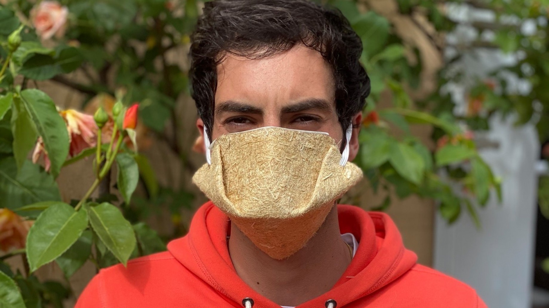 El primer barbijo sustentable y compostable ya está a la venta, pero no es nada barato