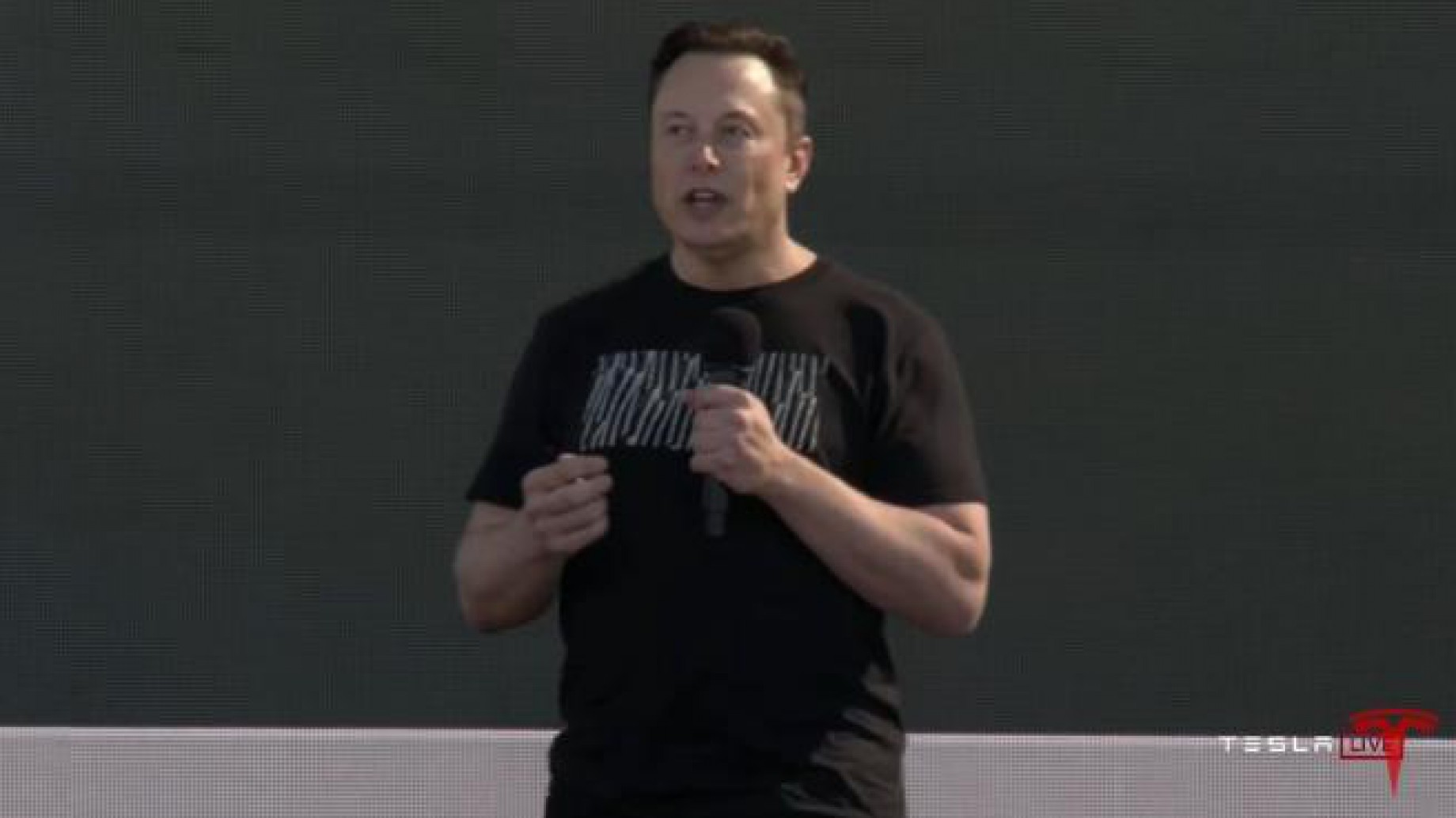 Elon Musk prometió un auto eléctrico de 25.000 dólares para dentro de tres años