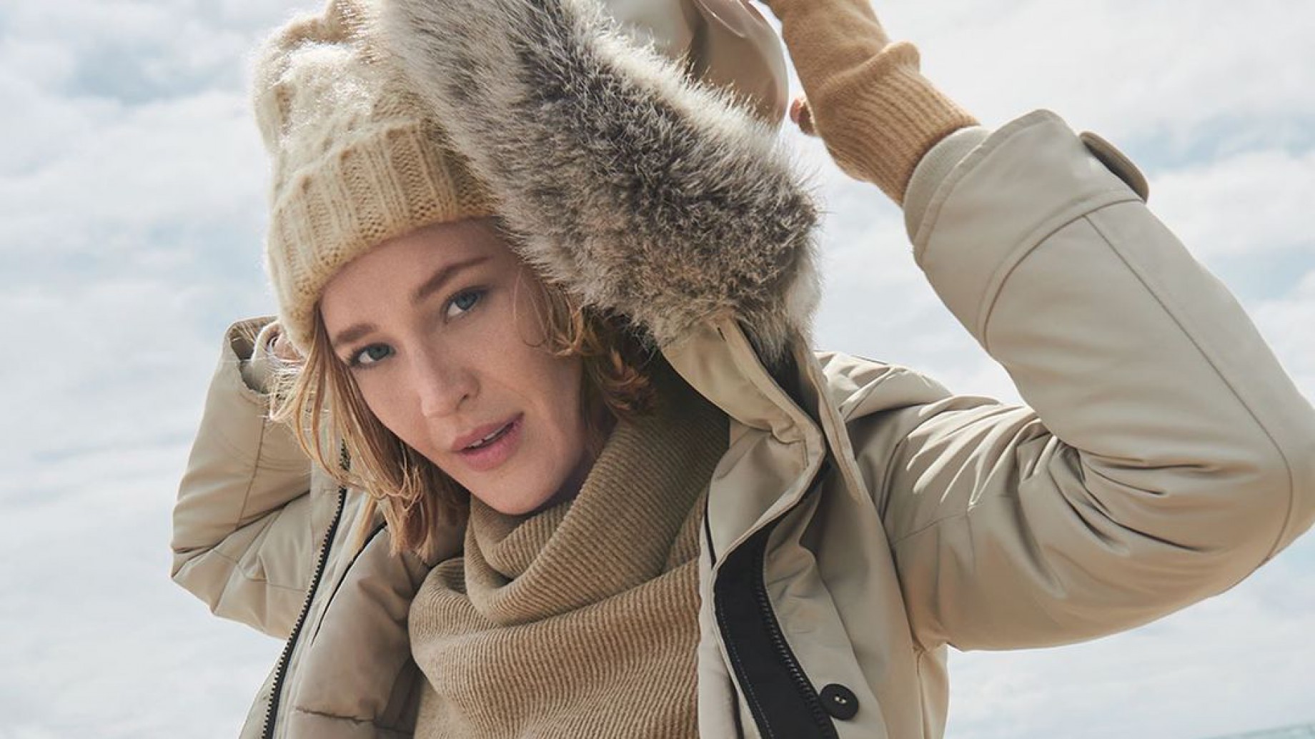 La colección de abrigos de C&A hechos con botellas de plástico y telas recicladas