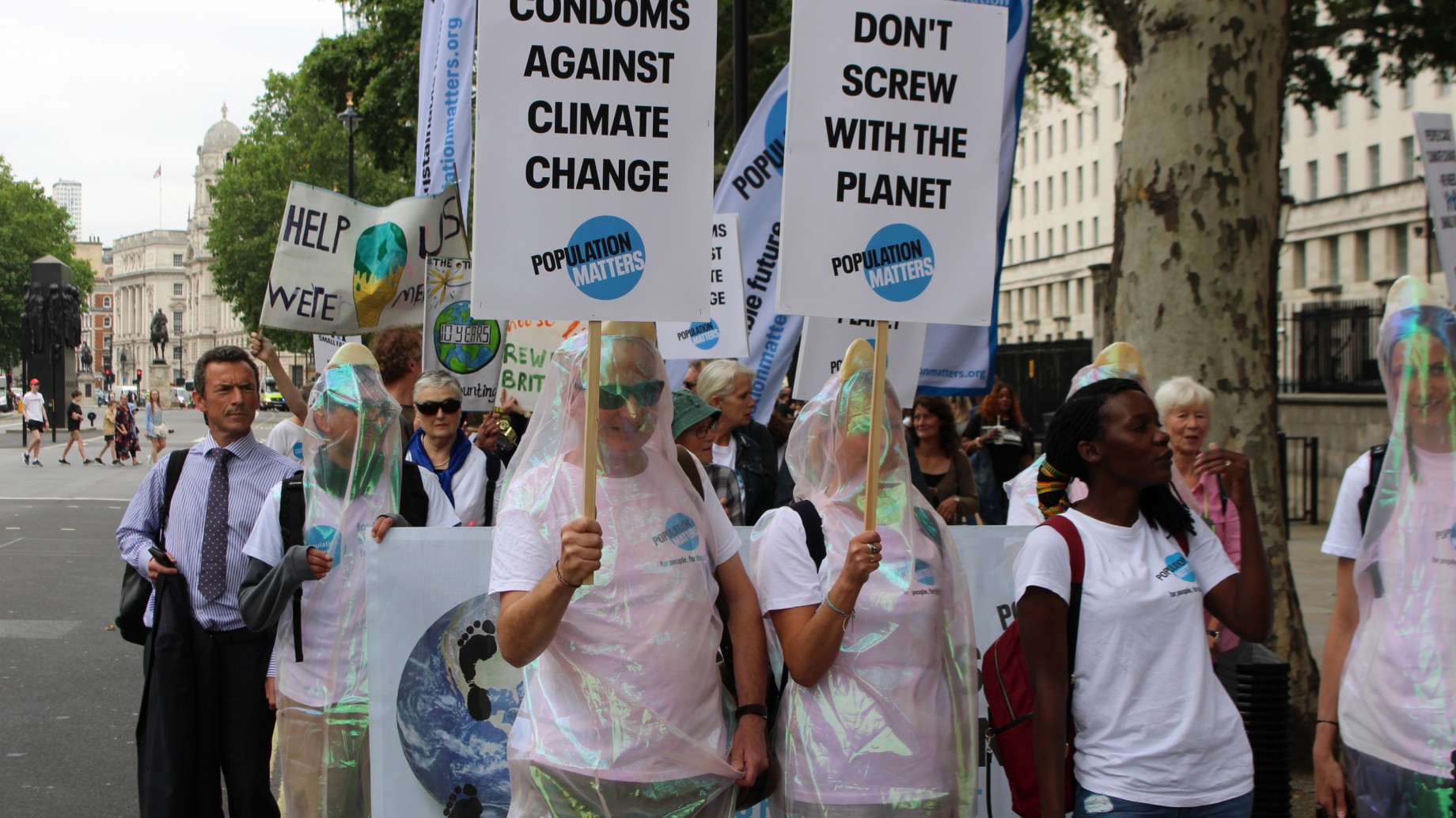 "Las que antes parecían decisiones personales, como el tamaño de la familia, hoy tienen un impacto significativo en el planeta y en su entorno"