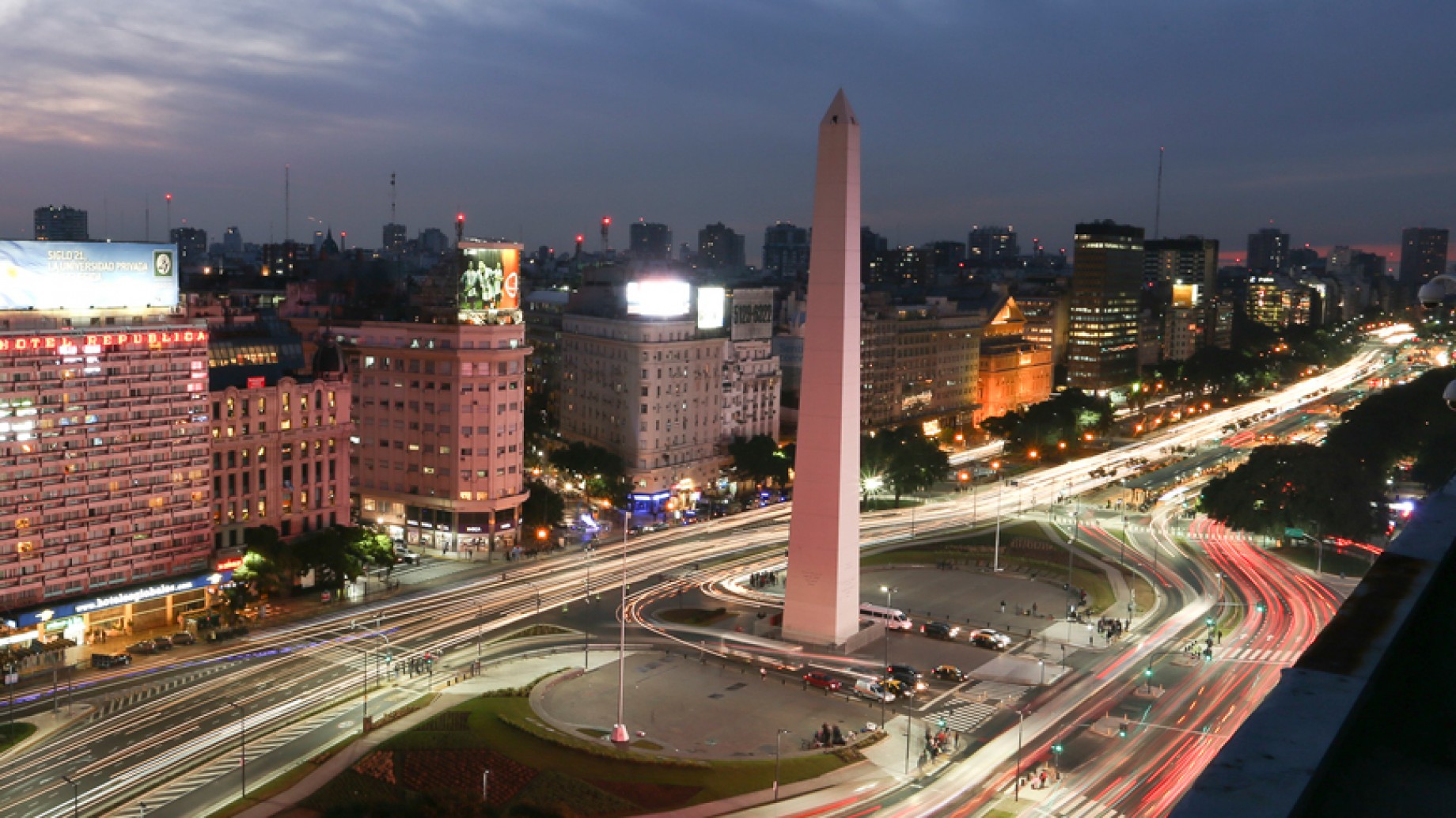 De microcentro a "barrio de 15 minutos": Buenos Aires sale de la pandemia buscando "recentralizar" su población