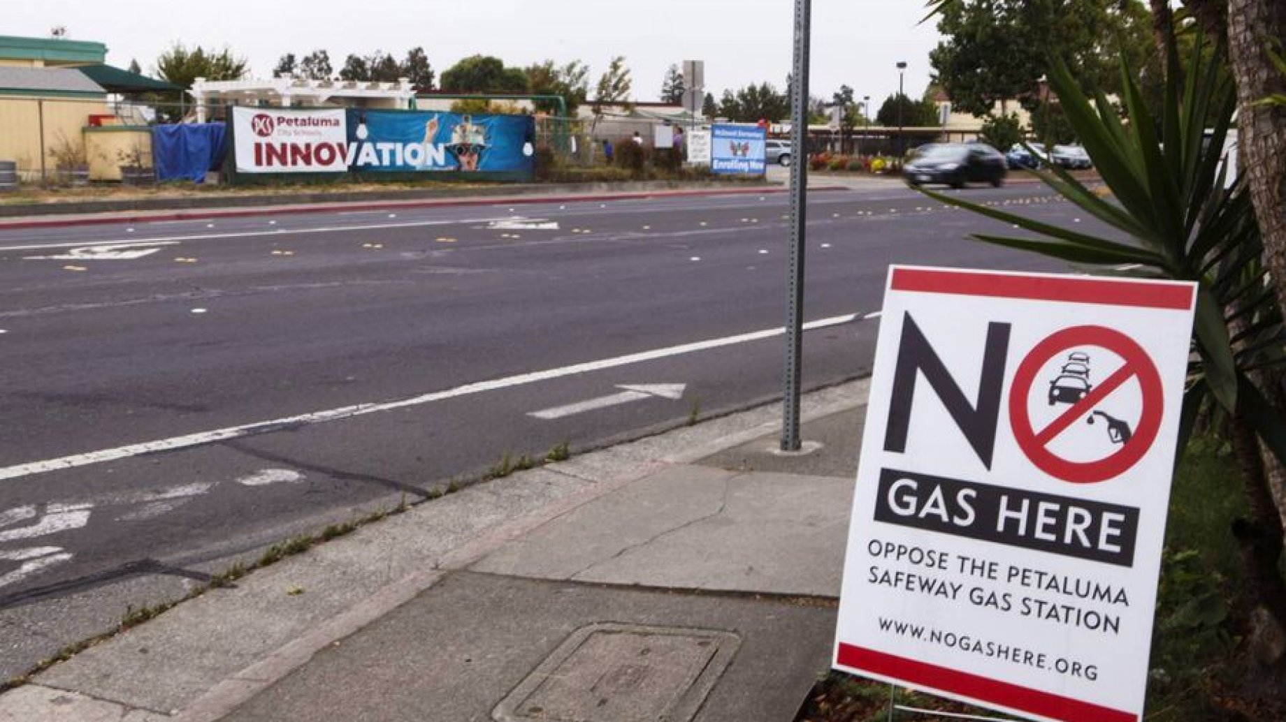 ¿Fin a las gasolineras?: conocé la primera ciudad de EE.UU que las prohibe