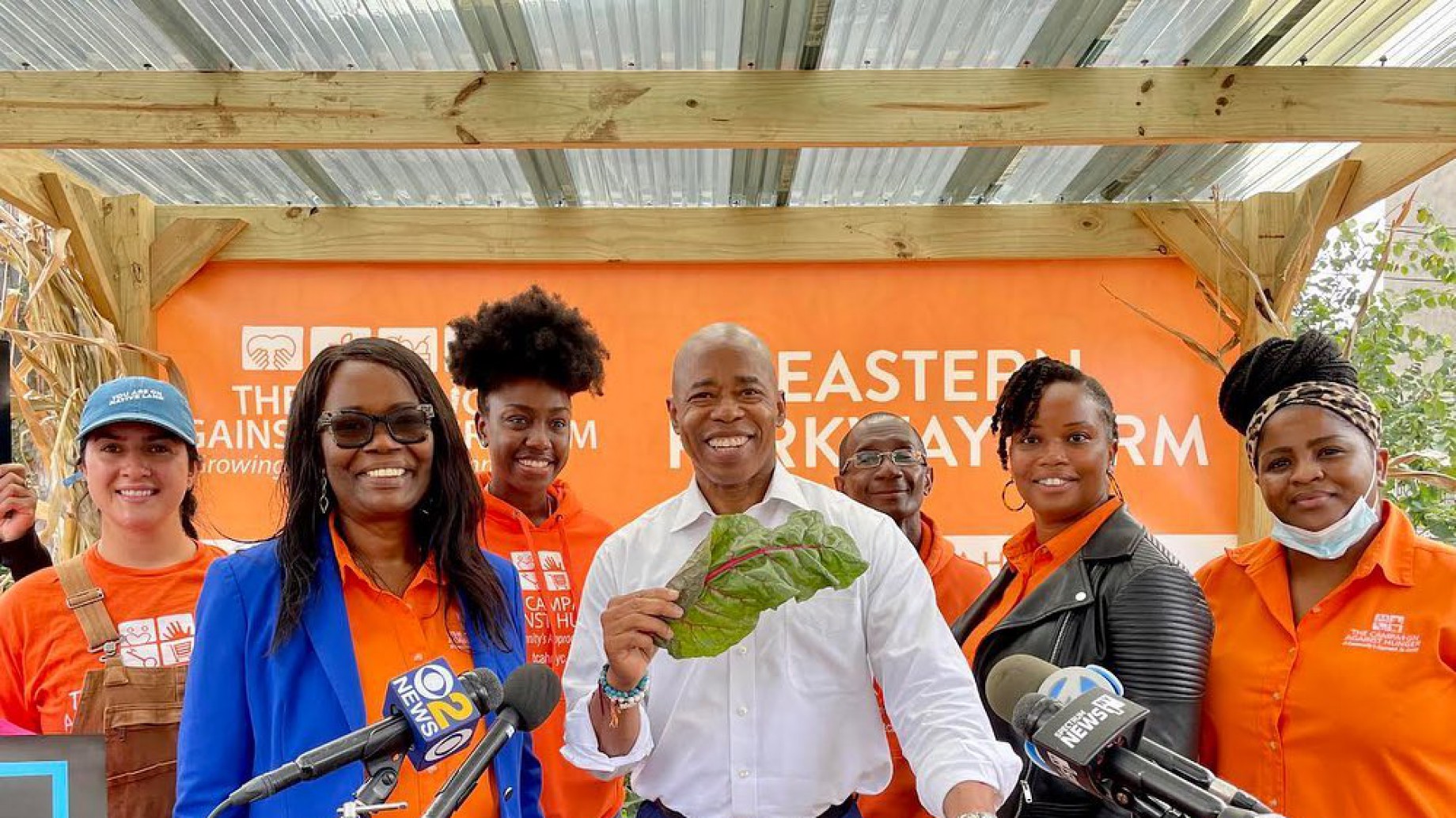 De ex policía a vegano: ¿quién es el alcalde de Nueva York que conquista con su dieta plant-based?