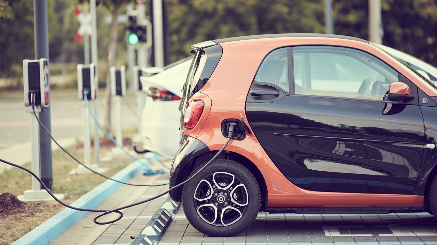Ya son nueve los distritos argentinos que eliminaron el pago de patente para los autos eléctricos