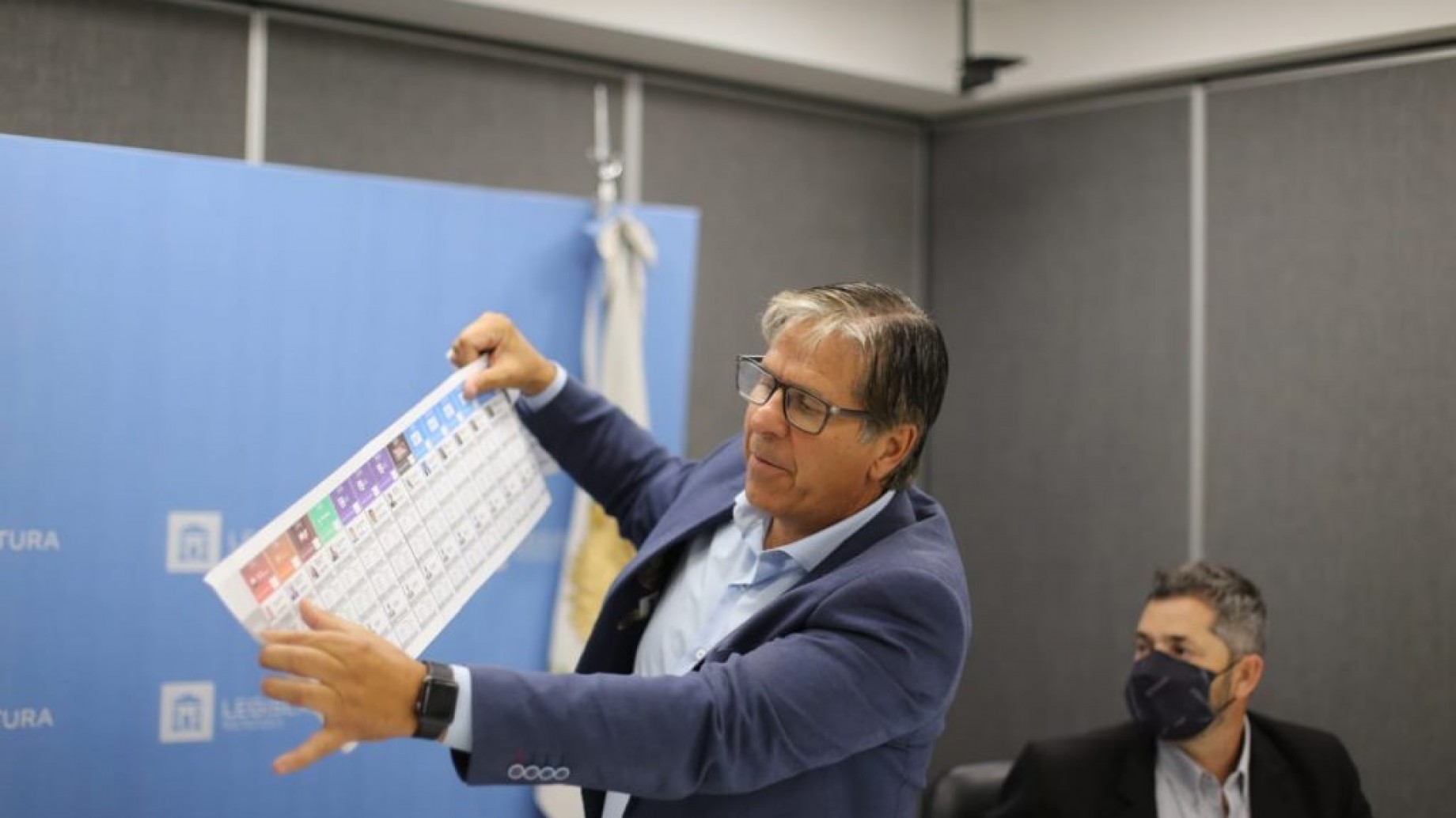 Mendoza aprobó el sistema de boleta única que ahorrará gastos en boletas, sobres, padrones y logística de control