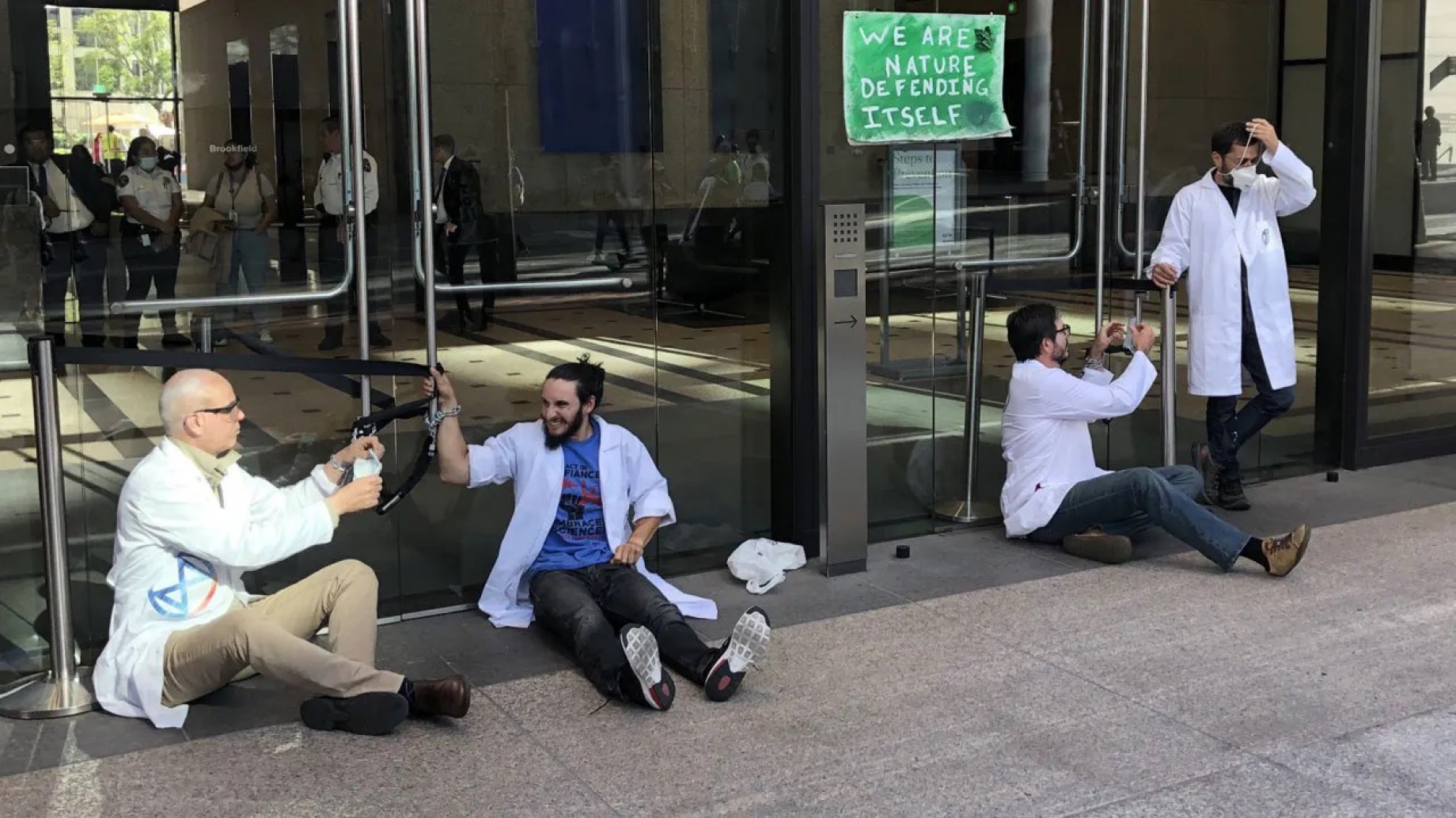 Del laboratorio a las calles: así crece la "rebelión científica" en todo el mundo por la crisis climática