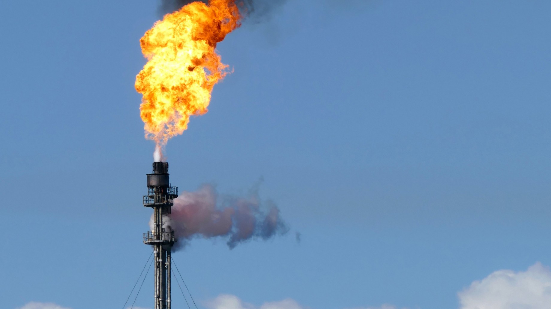 Satélites revelan enormes fugas de metano desde empresas en México y exponen las brechas de los reportes oficiales