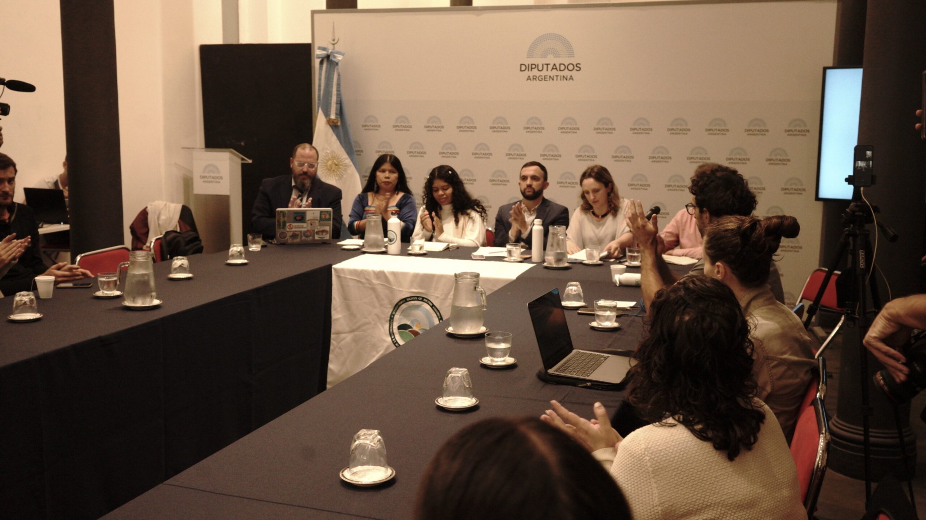 Tribunal Internacional de los Derechos de la Naturaleza en Vaca Muerta: "El mapa del extractivismo coincide con el mapa de la pobreza"