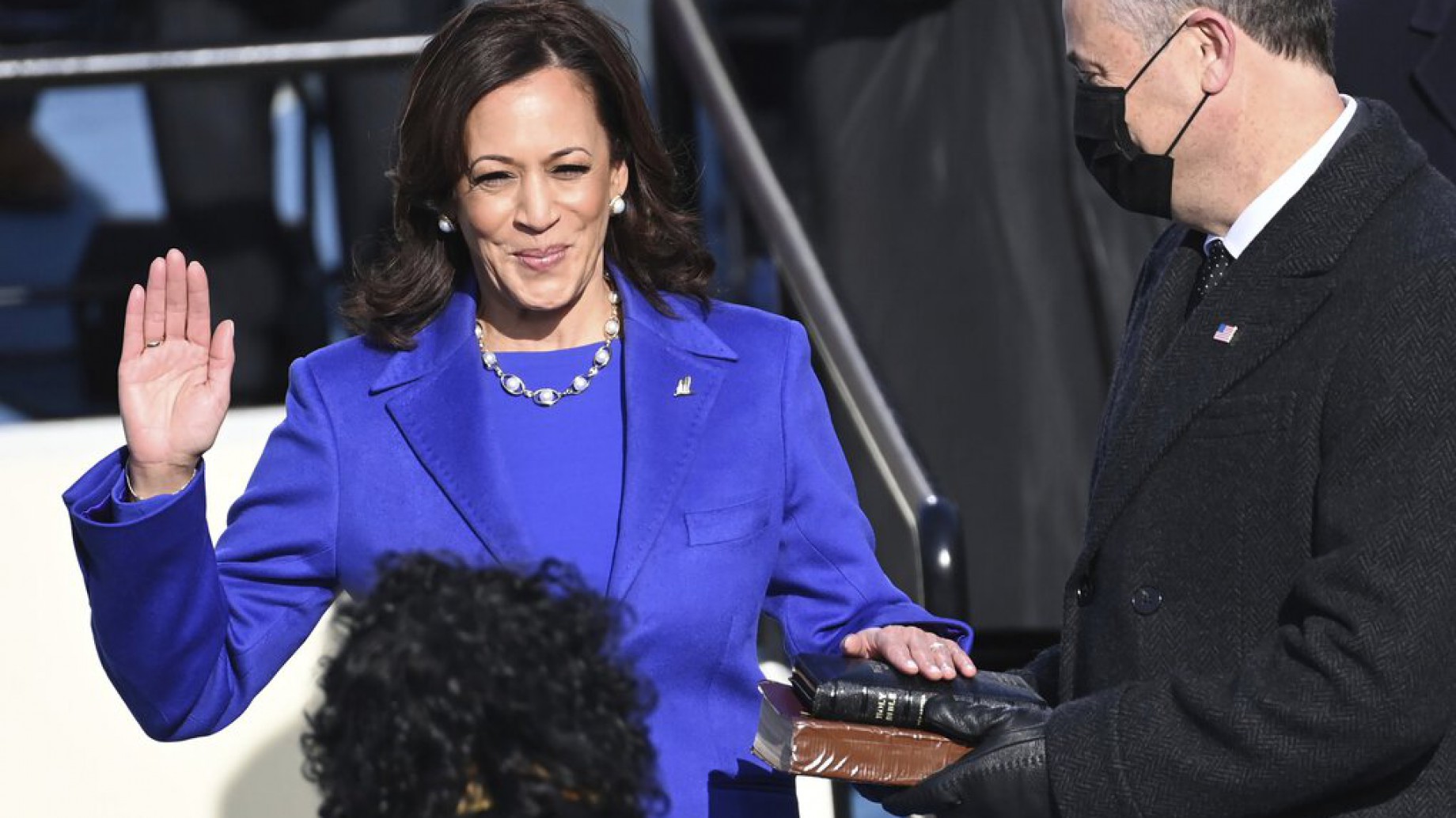 ¿Por qué Kamala Harris dijo que hay que reducir la población para salvar el medioambiente?
