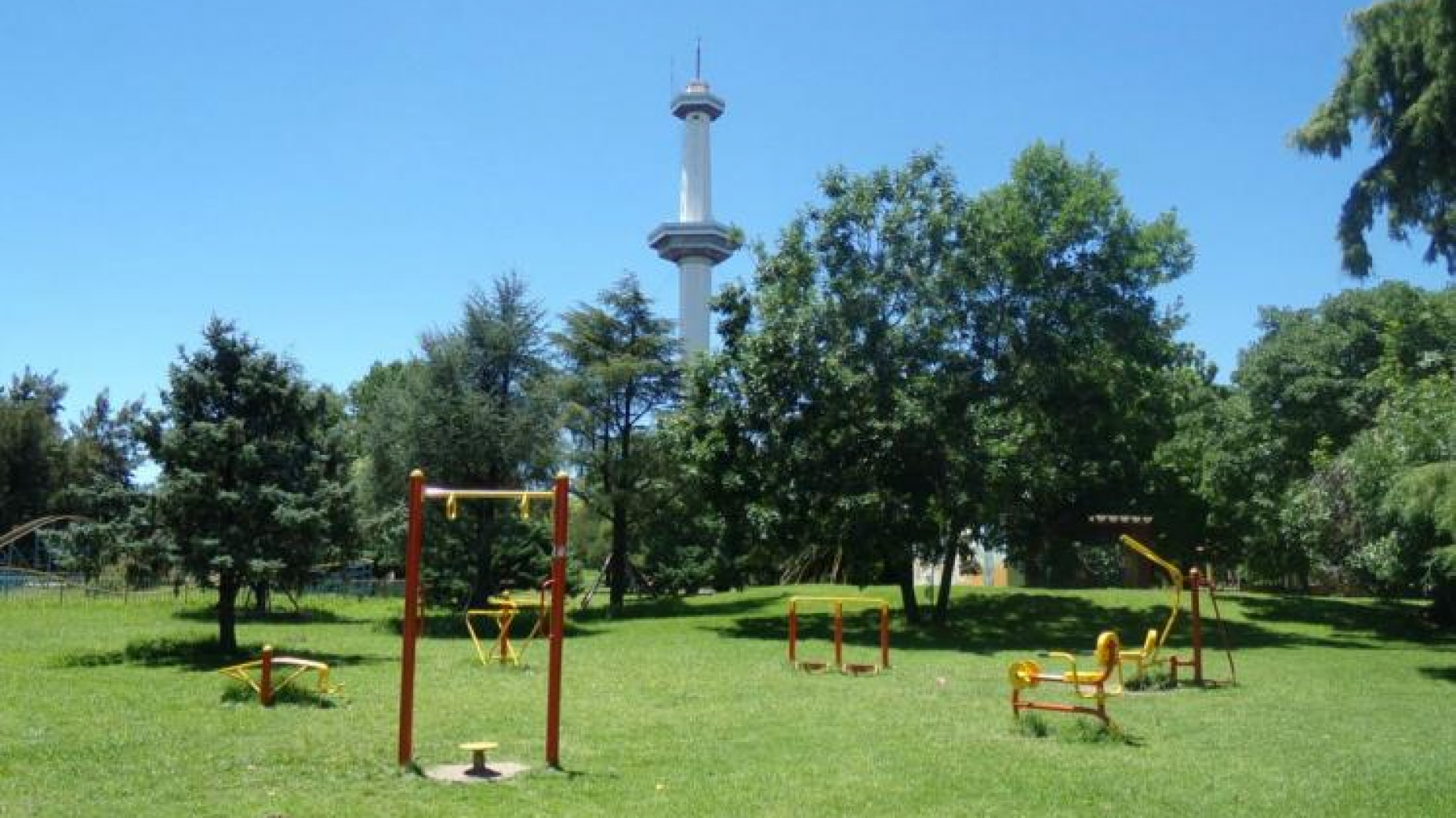 Tres "elefantes blancos" podrían sumar amplios espacios verdes en los barrios porteños