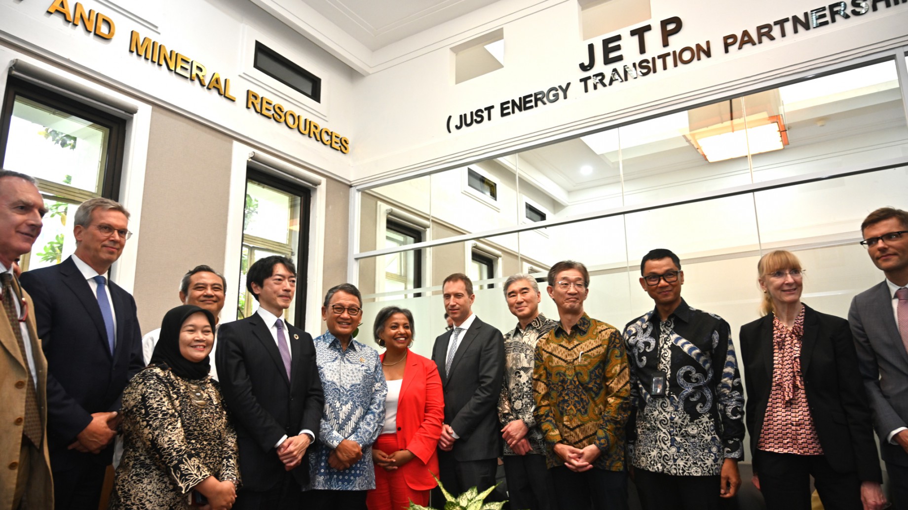 Asociaciones para una Transición Energética Justa: ¿Qué son y qué implican para América Latina?