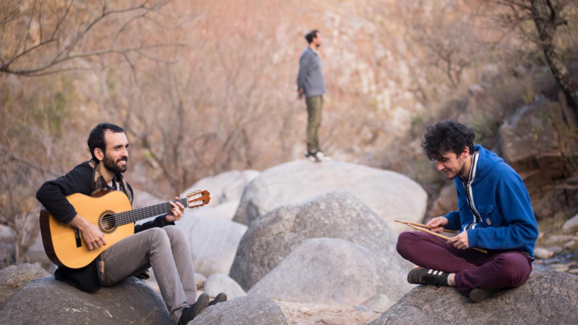 Canciones para las plantas: organizaciones usan el arte para proteger los bosques en Argentina