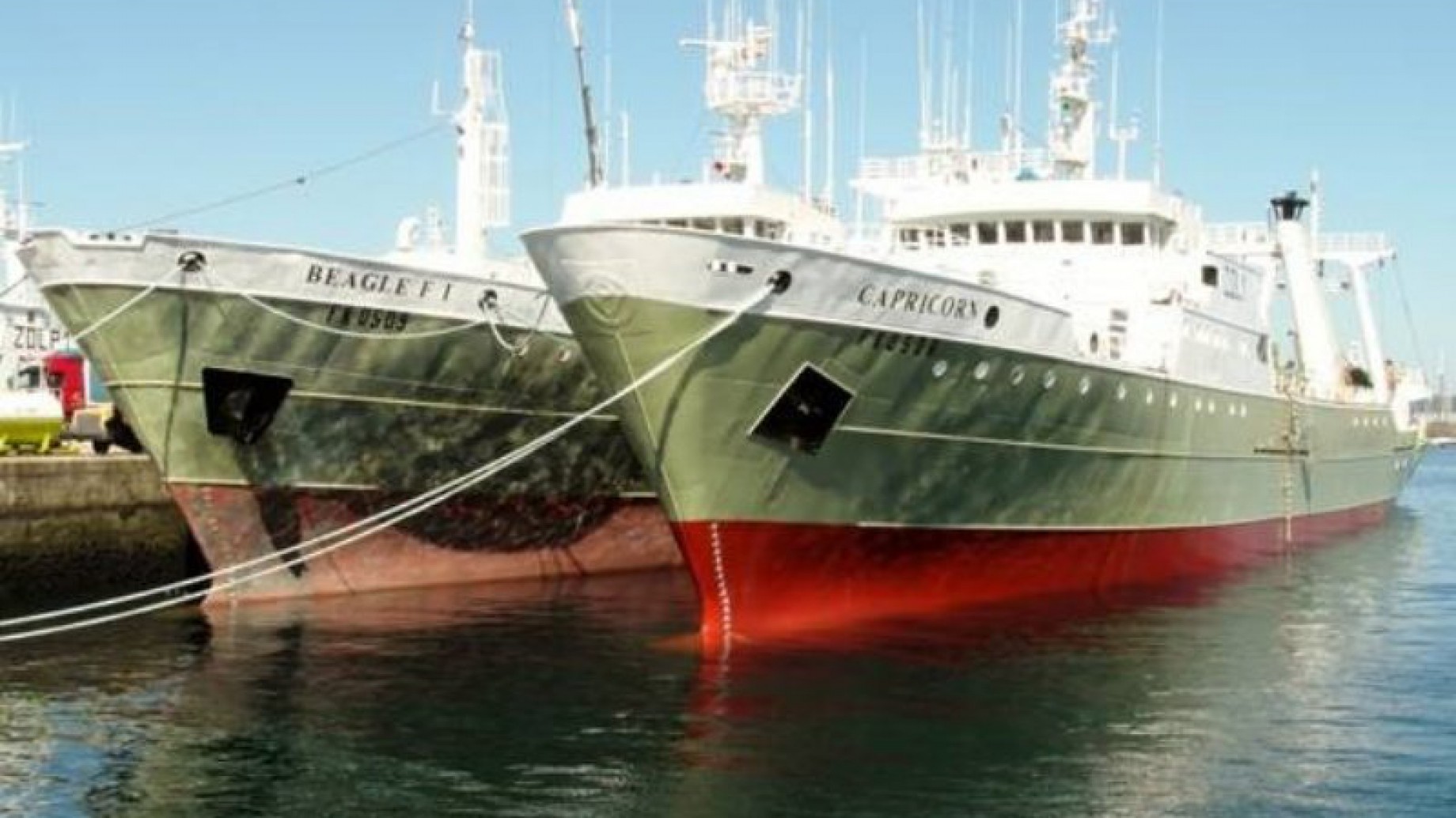 A la amenaza china en el Mar Argentino se sumará en febrero el desafío de buques españoles, autorizados por Gran Bretaña