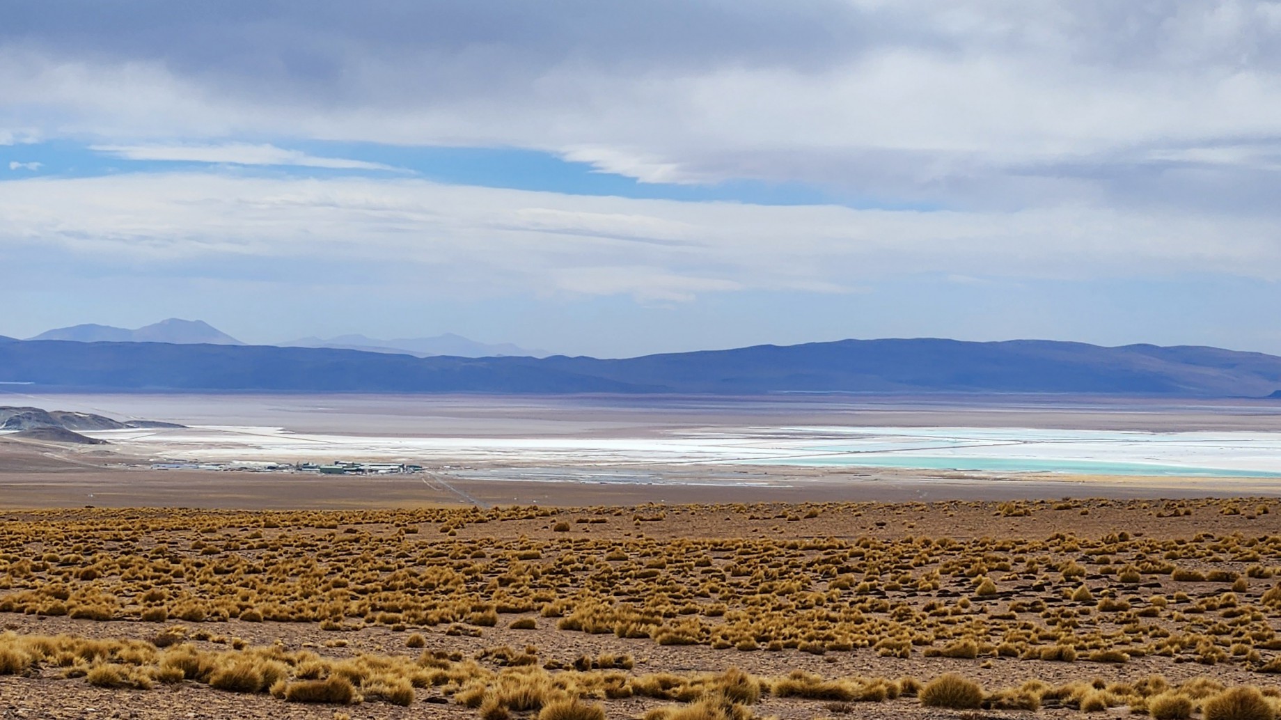 Litio en el Salar del Hombre Muerto: viaje a un sitio remoto donde vivir es un desafío diario