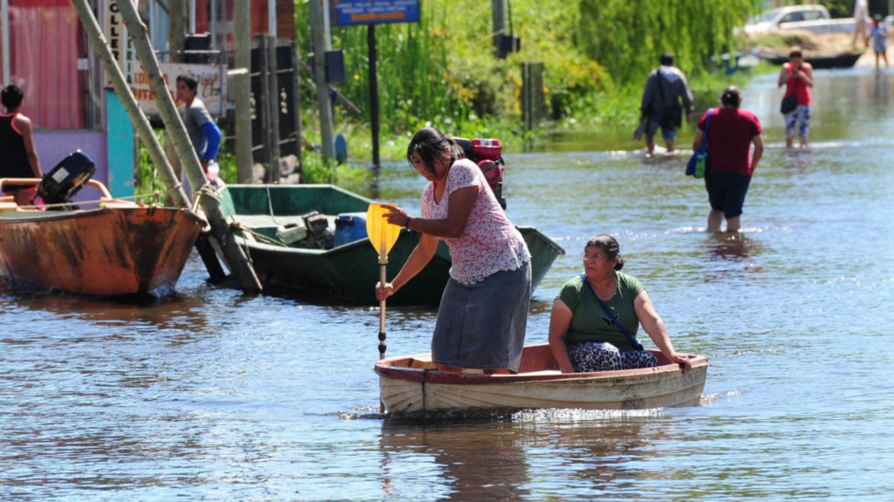 Uruguay y Argentina se adaptan a la crecida de los ríos