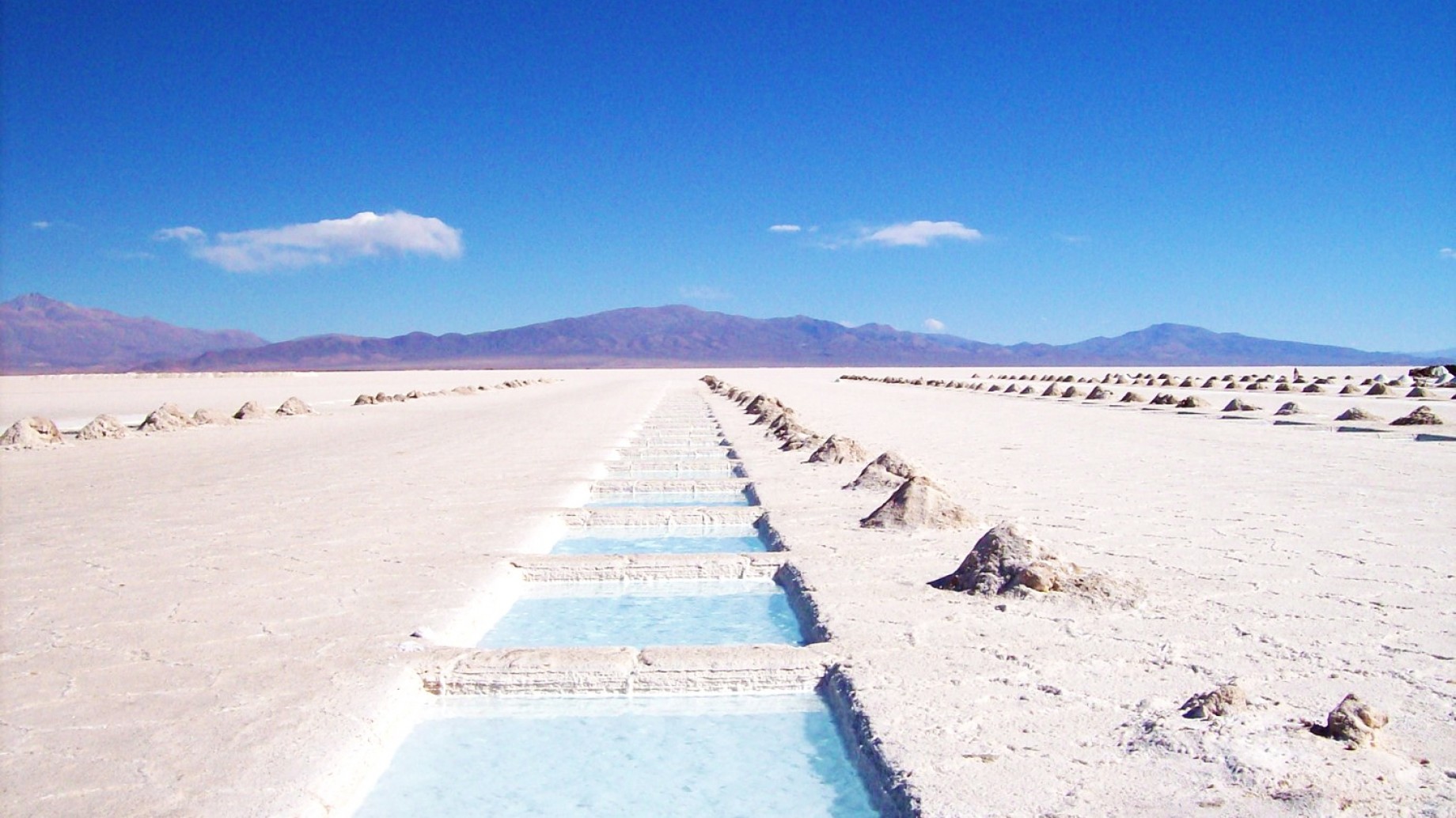 Regulaciones y estrategias de la Unión Europea ponen en riesgo la transición energética justa en Latinoamérica