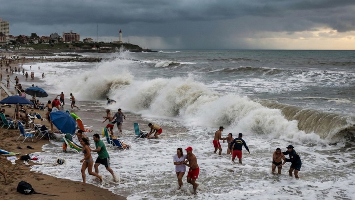 El impacto del meteotsunami en Mar Chiquita y Santa Clara: un llamado de atención ambiental