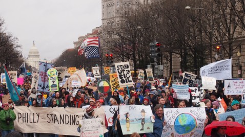 El "golpe" de los 345 millones: La batalla entre Greenpeace y Energy Transfer redefine el futuro del activismo